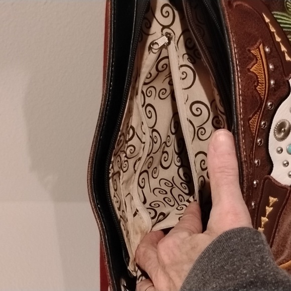 Brown Western Embroidered Handbag - Picture 14 of 15